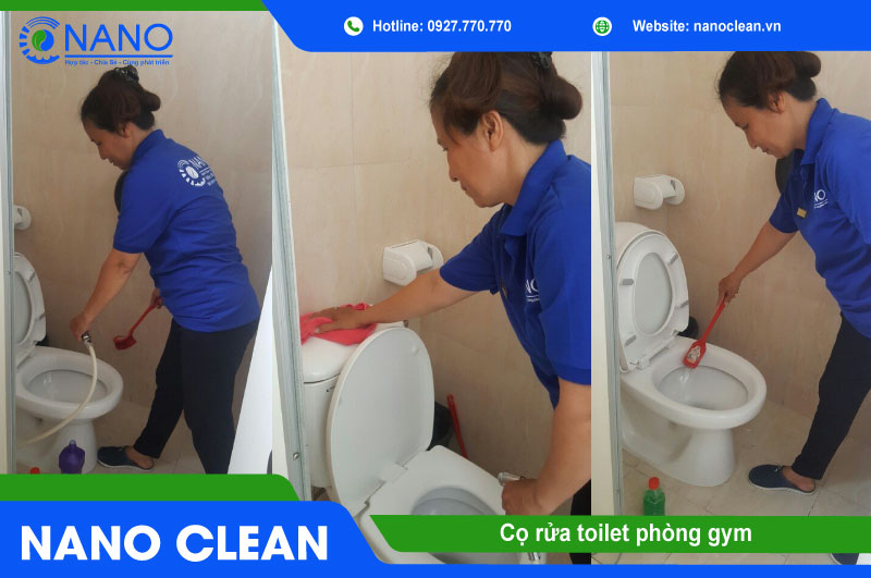 Cọ rửa toilet phòng gym