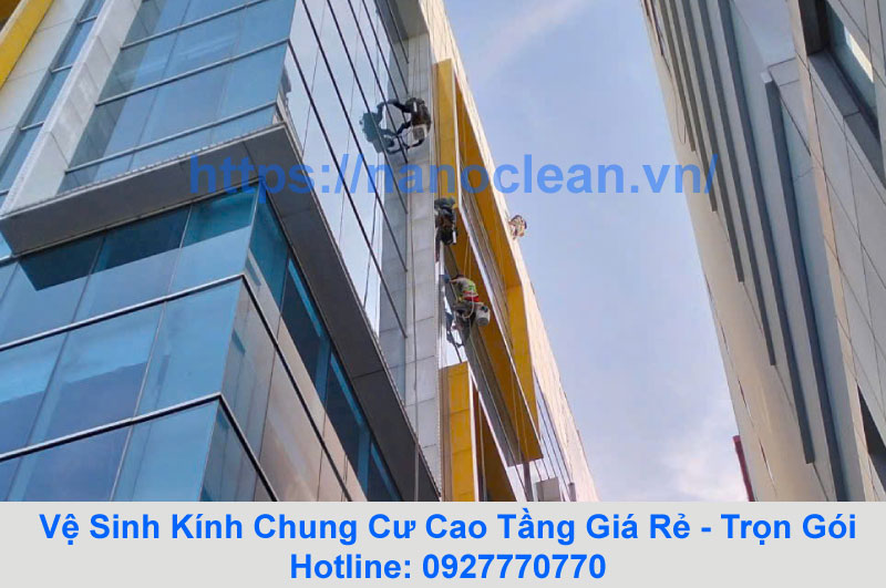 Vệ Sinh Kính Chung Cư Cao Tầng Giá Rẻ - Trọn Gói